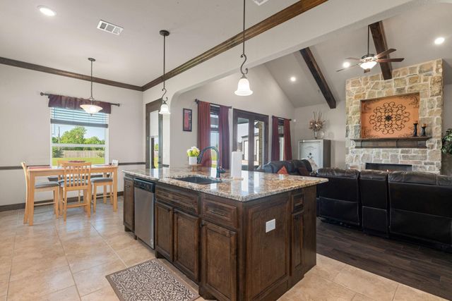 10334 Clydesdale Drive, Needville, TX 77461