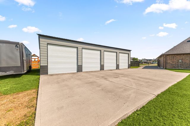 10334 Clydesdale Drive, Needville, TX 77461