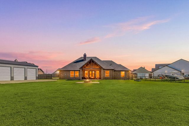 10334 Clydesdale Drive, Needville, TX 77461