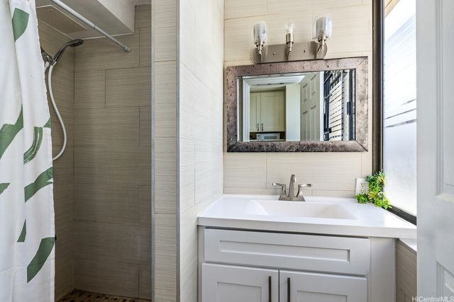 444 Niu Street 1003, Honolulu, HI 96815