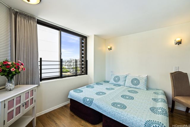 444 Niu Street 1003, Honolulu, HI 96815