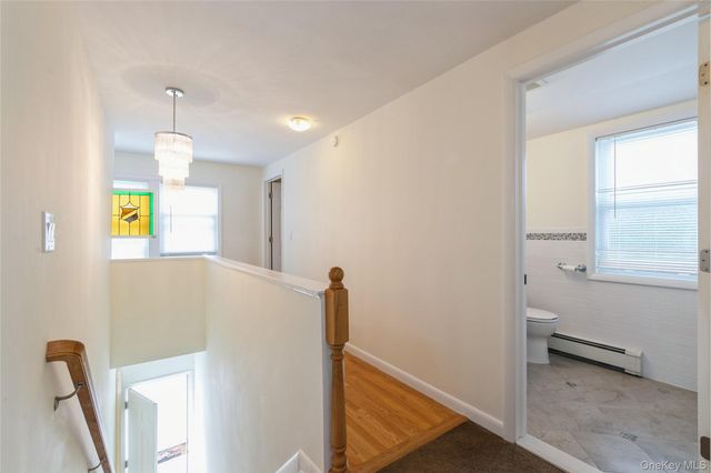 11 Deauville Parkway, Lindenhurst, NY 11757