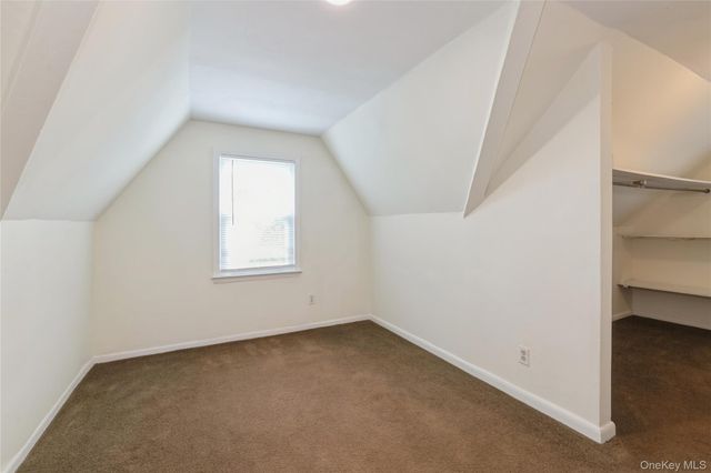 11 Deauville Parkway, Lindenhurst, NY 11757
