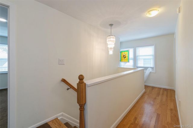 11 Deauville Parkway, Lindenhurst, NY 11757