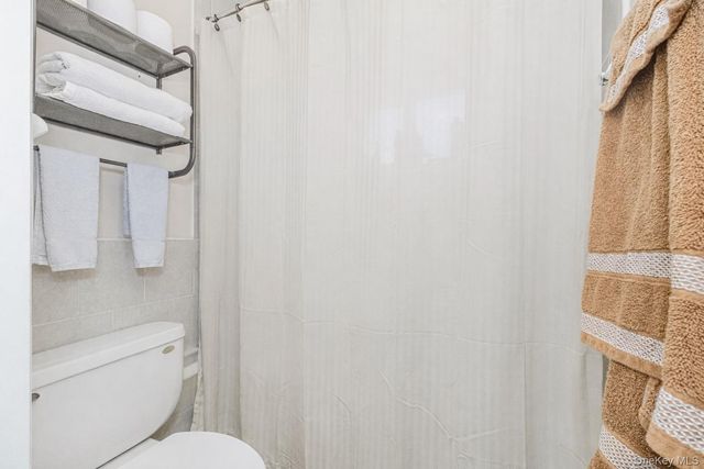 95-11 164th Avenue, Howard Beach, NY 11414