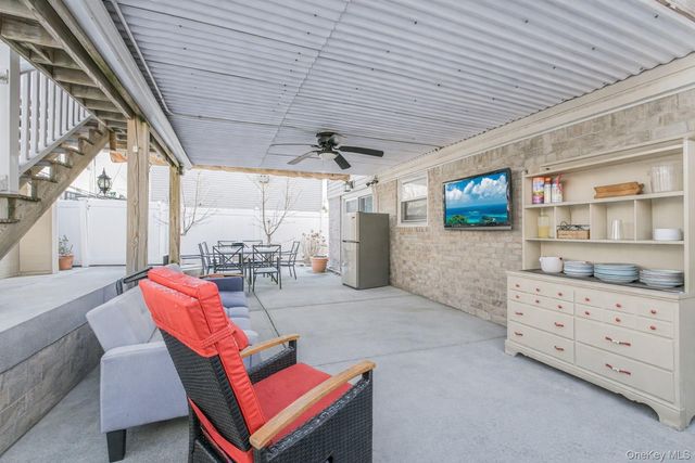 95-11 164th Avenue, Howard Beach, NY 11414