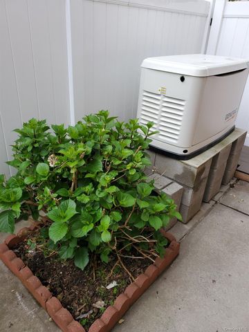 95-11 164th Avenue, Howard Beach, NY 11414