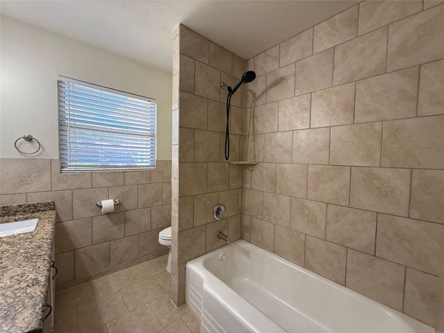 1135 Park Center Street, Benbrook, TX 76126