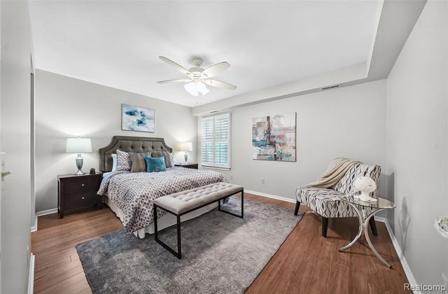 3553 Port Cove Drive 39, Waterford, MI 48328