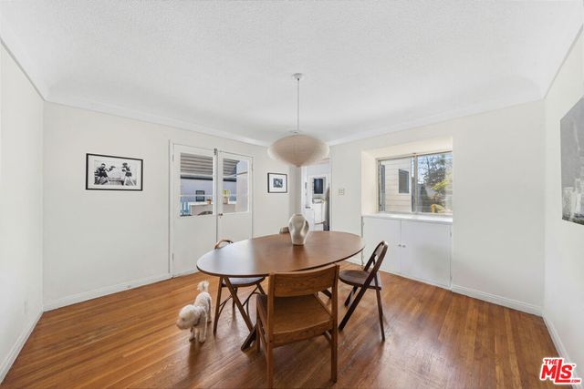 2009 N New Hampshire Avenue, Los Angeles, CA 90027