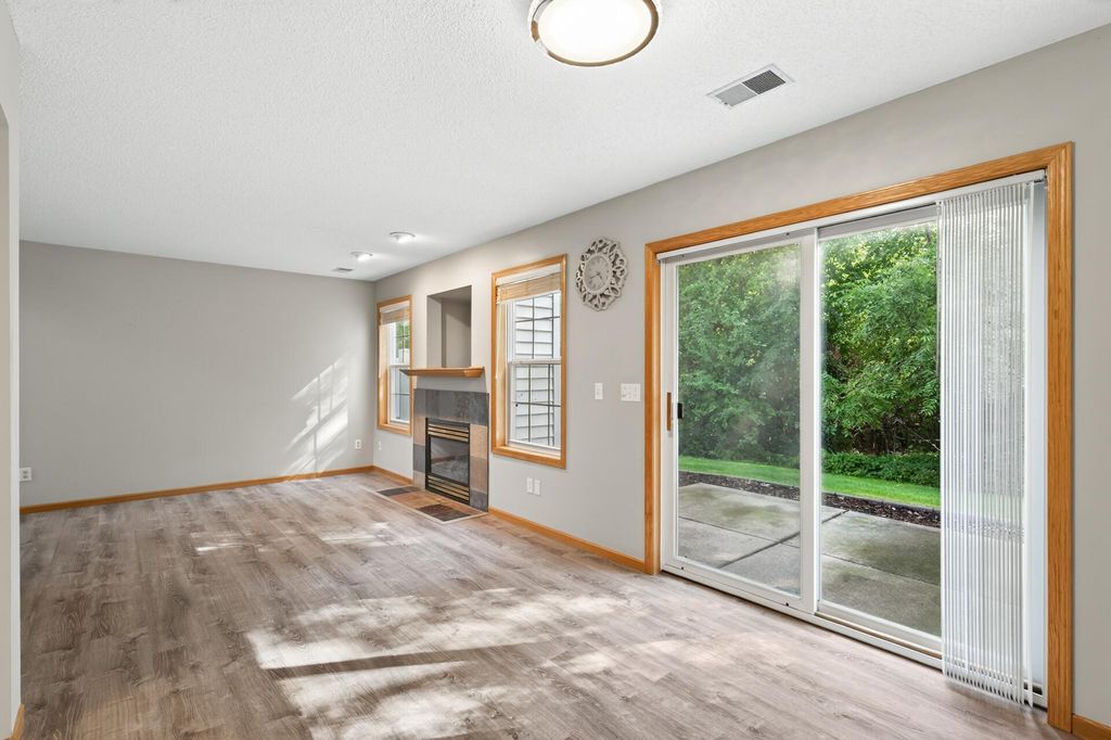 9236 Merrimac Lane N, Maple Grove, MN 55311 — photo 4