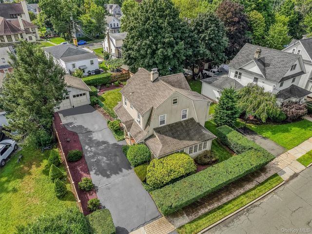 61 E Maple Avenue, Suffern, NY 10901