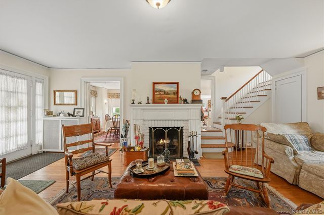 61 E Maple Avenue, Suffern, NY 10901