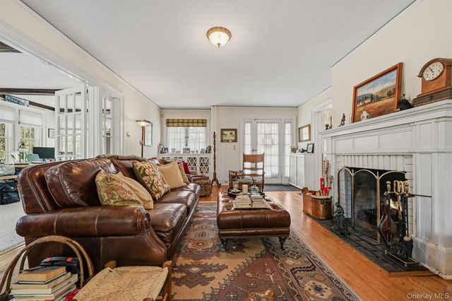 61 E Maple Avenue, Suffern, NY 10901