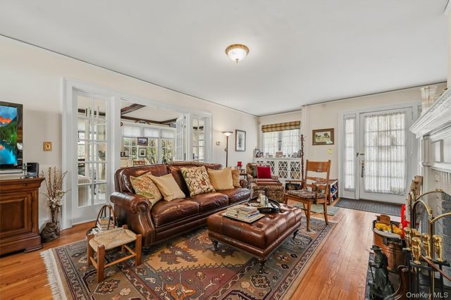 61 E Maple Avenue, Suffern, NY 10901