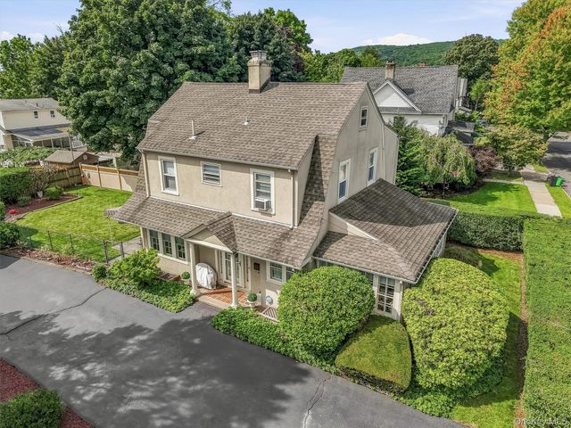 61 E Maple Avenue, Suffern, NY 10901