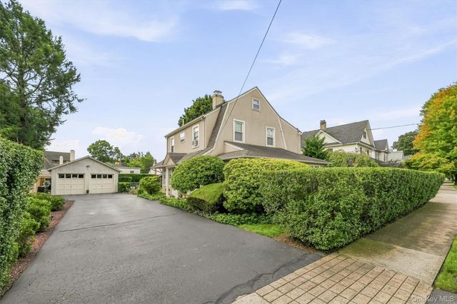61 E Maple Avenue, Suffern, NY 10901