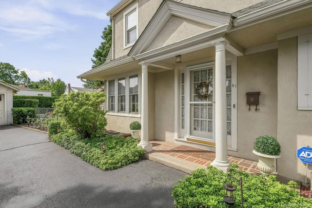 61 E Maple Avenue, Suffern, NY 10901
