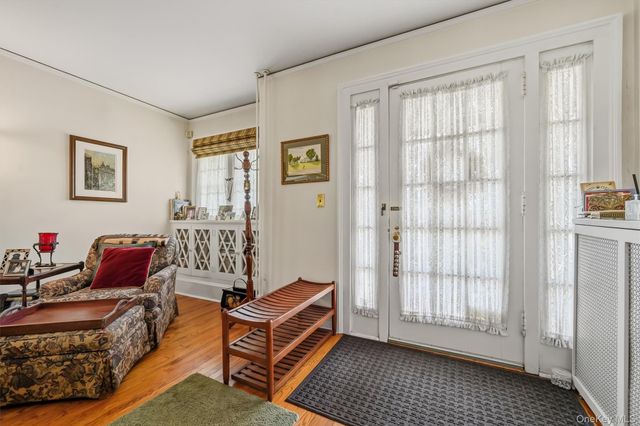 61 E Maple Avenue, Suffern, NY 10901