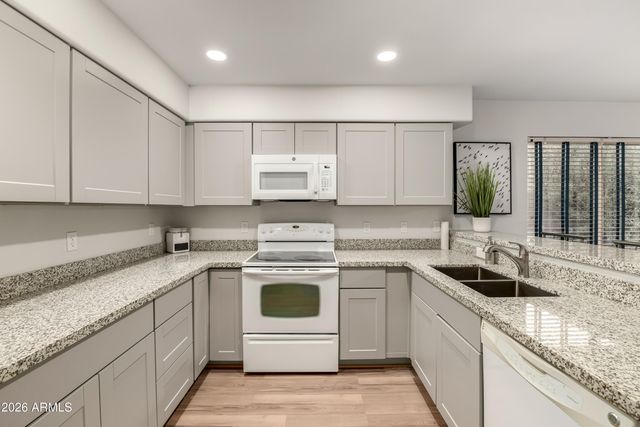 20225 N 71ST Lane, Glendale, AZ 85308