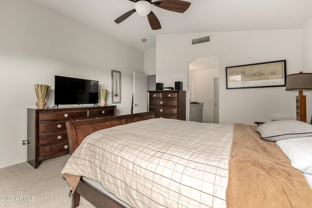 Image 18 of property listing at 20225 N 71ST Lane, Glendale, AZ 85308