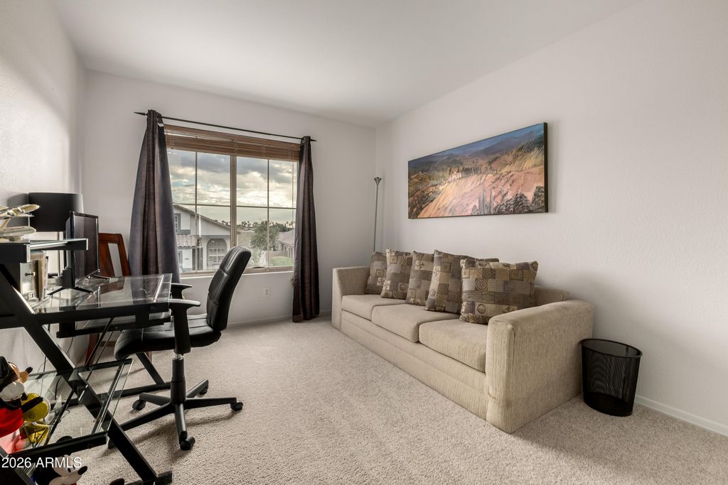 Image 24 of property listing at 20225 N 71ST Lane, Glendale, AZ 85308