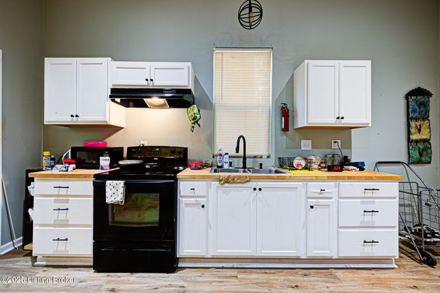 2710 W Muhammad Ali Blvd, Louisville, KY 40212