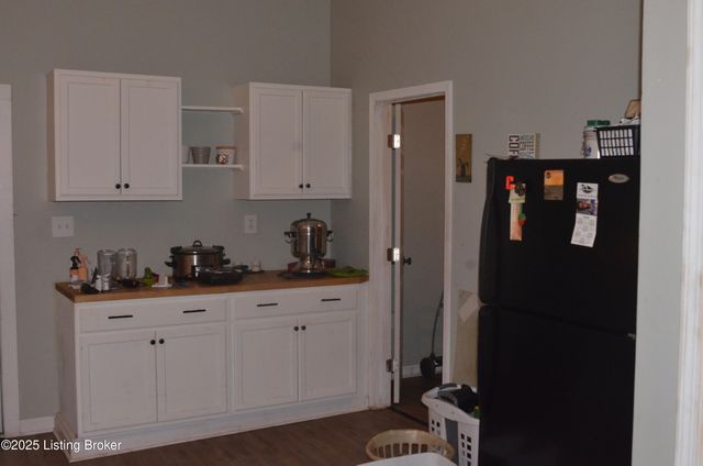 2710 W Muhammad Ali Blvd, Louisville, KY 40212