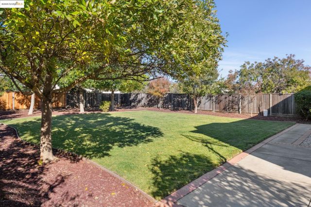 568 Cattail Ct, American Canyon, CA 94503