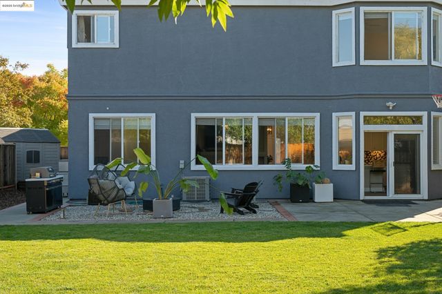 568 Cattail Ct, American Canyon, CA 94503