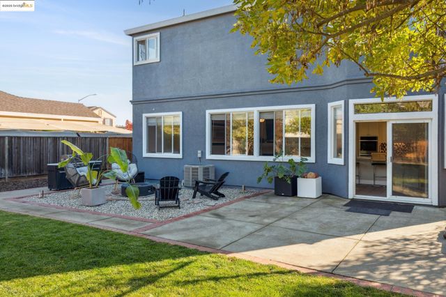 568 Cattail Ct, American Canyon, CA 94503