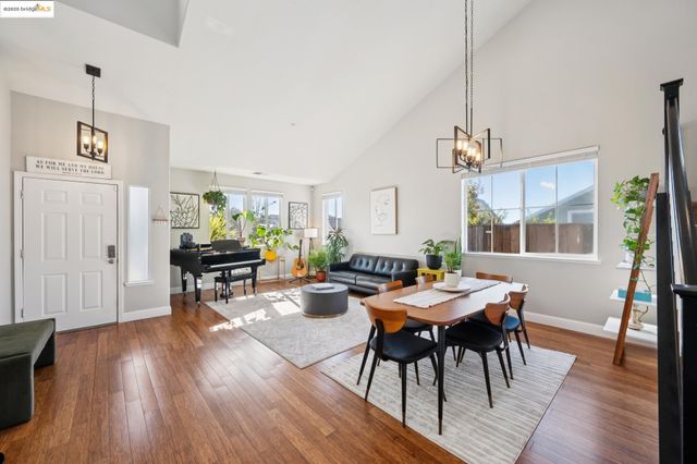 568 Cattail Ct, American Canyon, CA 94503