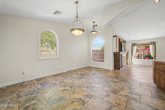 21650 N 38TH Avenue, Glendale, AZ 85308