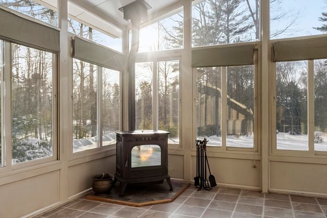 22 Old Hardwick Rd, Petersham, MA 01366