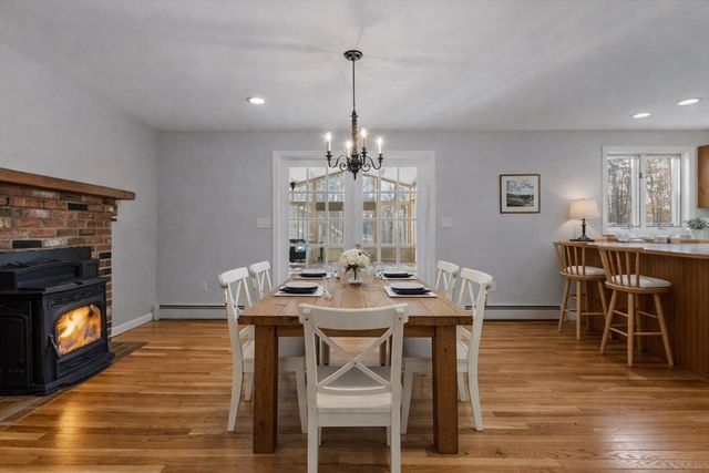 22 Old Hardwick Rd, Petersham, MA 01366