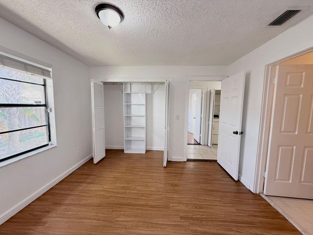 3070 Collin Drive B, West Palm Beach, FL 33406