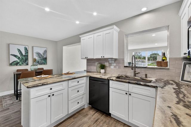 4800 VENETIAN BOULEVARD NE, St Petersburg, FL 33703