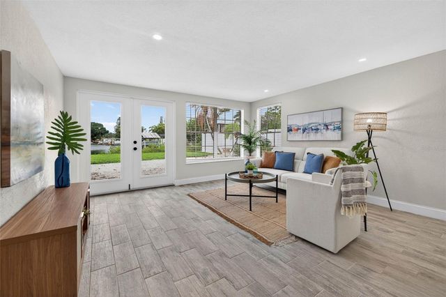 4800 VENETIAN BOULEVARD NE, St Petersburg, FL 33703