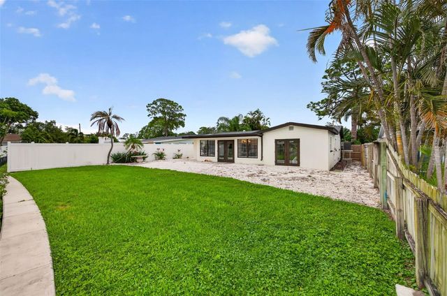4800 VENETIAN BOULEVARD NE, St Petersburg, FL 33703