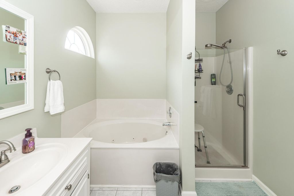 Image 29 of property listing at 120 Innisbrook Bend, Summerville, SC 29483