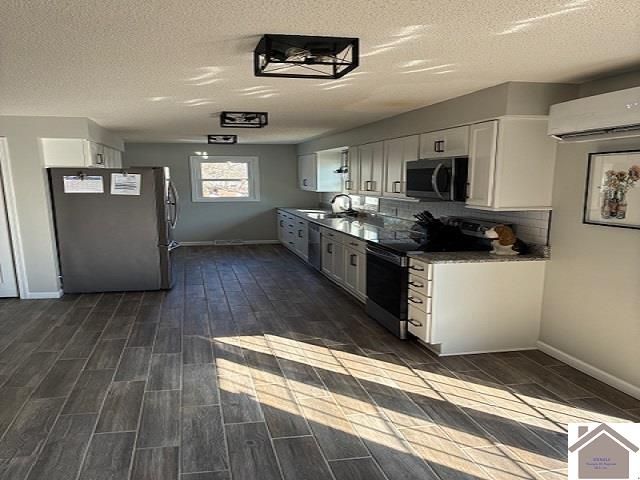 12314 ST RT 131, Symsonia, KY 42082