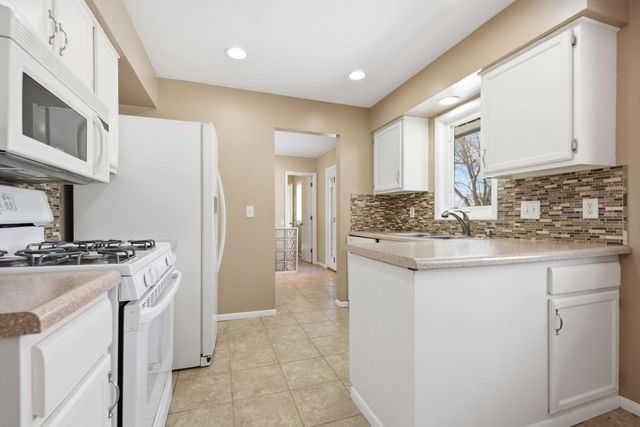 16660 Garland Way W, Rosemount, MN 55068