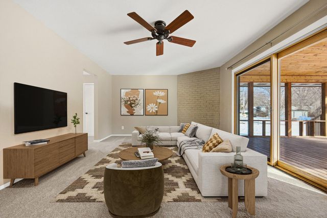 16660 Garland Way W, Rosemount, MN 55068