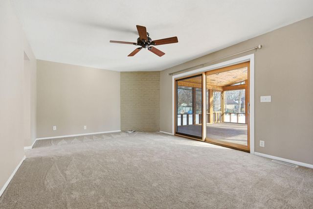 16660 Garland Way W, Rosemount, MN 55068