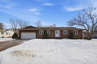 16660 Garland Way W, Rosemount, MN 55068