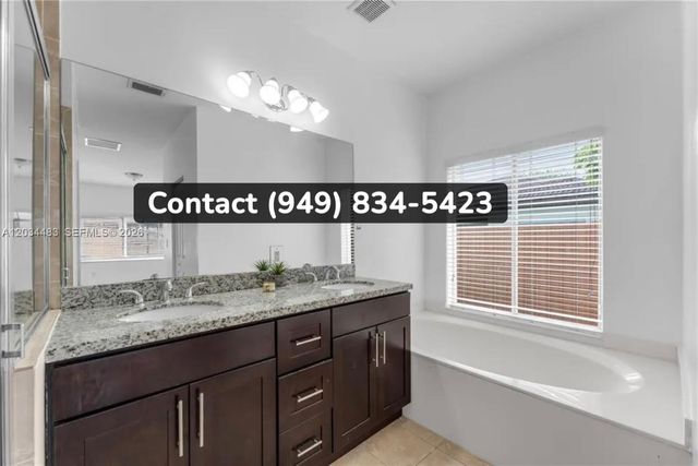 28037 SW 133rd Pl, Homestead, FL 33033