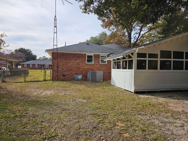 23 Brogdon Street, Sumter, SC 29150