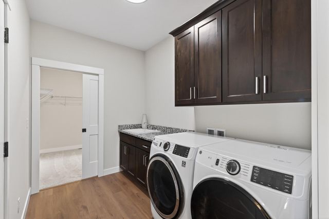 9057 Orchard Circle, Monticello, MN 55362