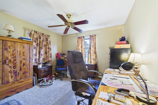 139 Chace Rd, Freetown, MA 02717