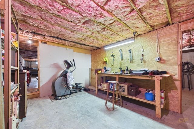 139 Chace Rd, Freetown, MA 02717